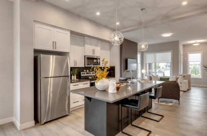 Freehold Townhome - Airdrie Freehold Townhome - Airdrie